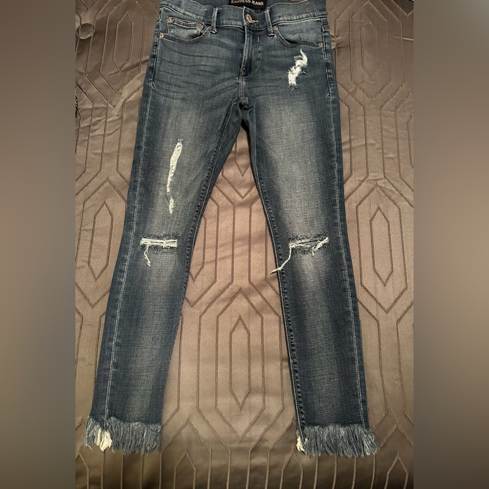 Express Performance Stretch Jeans. Cropped Mid Ri… - image 2